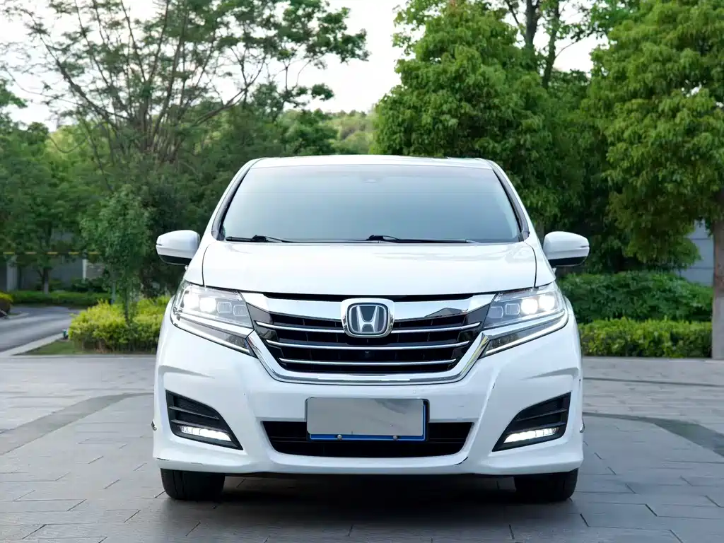 Honda Elysion 2018 — фото 2