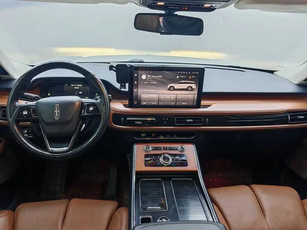 Lincoln Aviator 2022 — фото 13