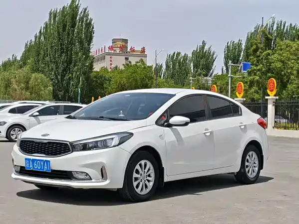 Kia K3 2016