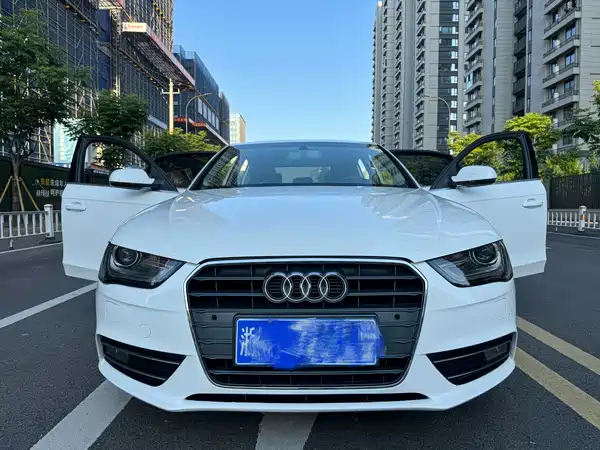 Audi A4L 2013