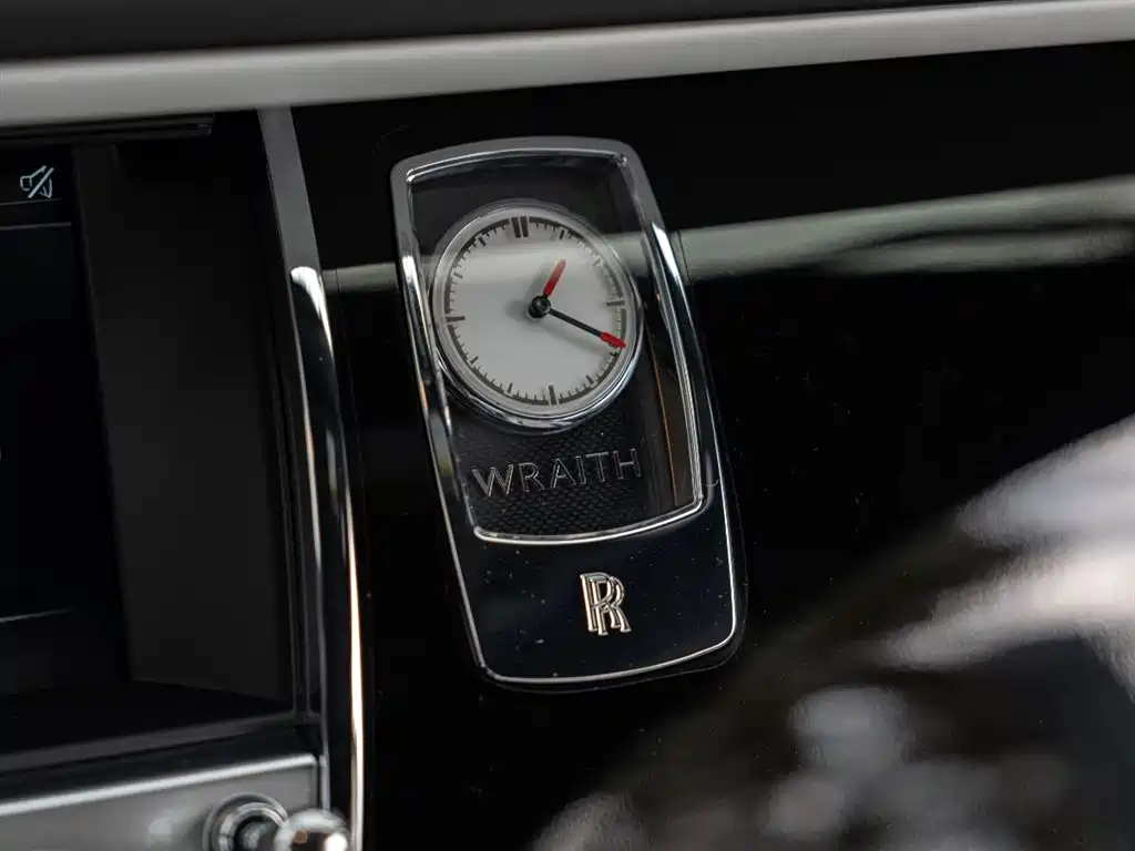 Rolls-Royce Wraith 2024 — фото 15