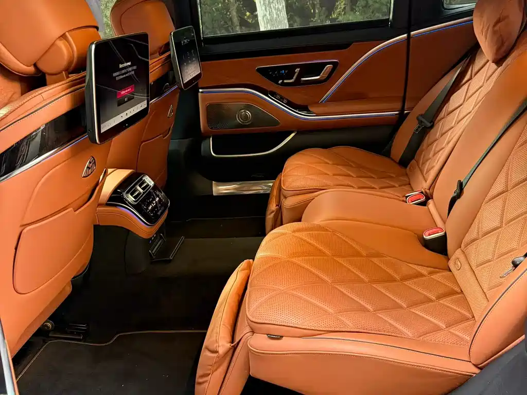 Mercedes-Benz S-Class 2024