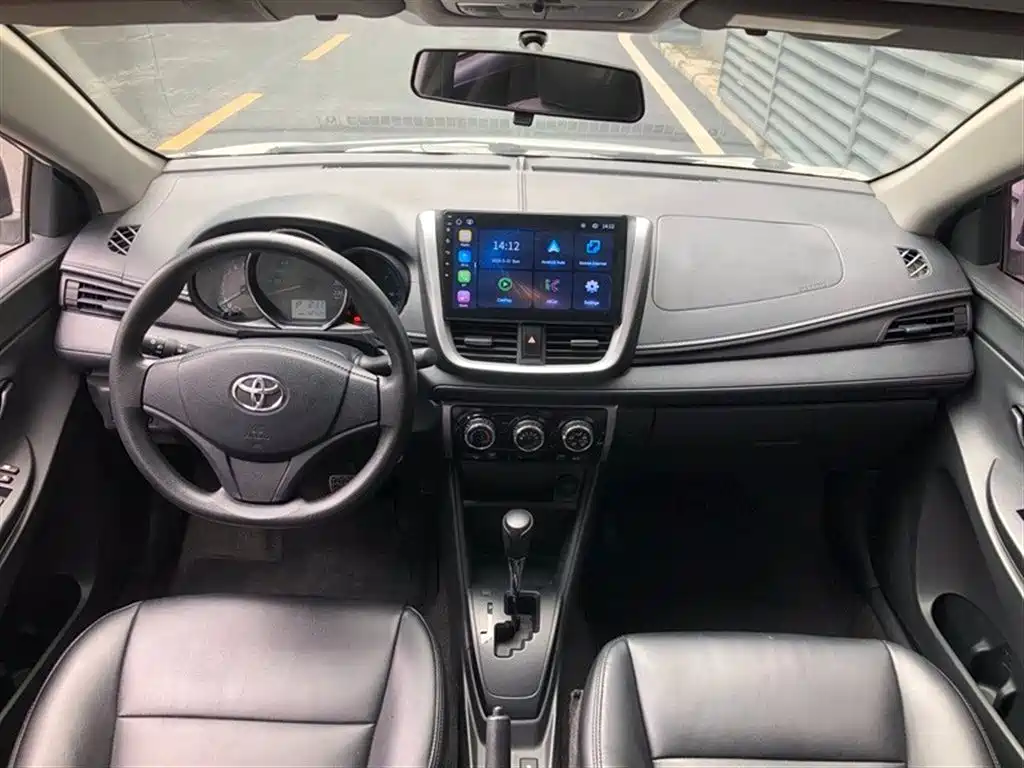 Toyota Yaris L 2019 — фото 6