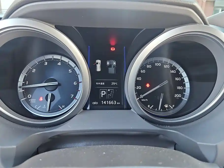 Toyota Prado 2014 — фото 14