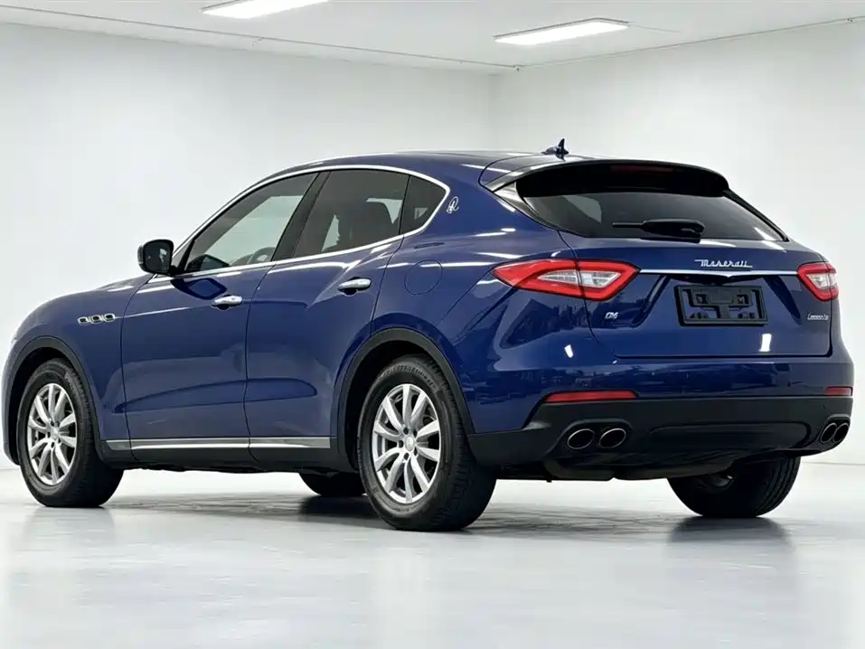 Maserati Levante 2018 — фото 9