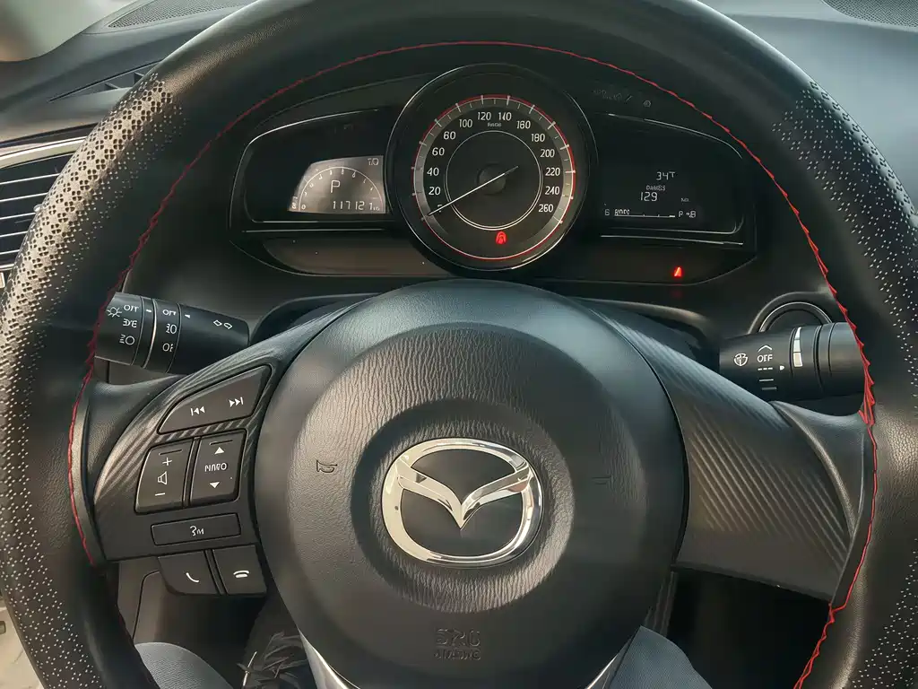 Mazda 3 Angkesela 2016