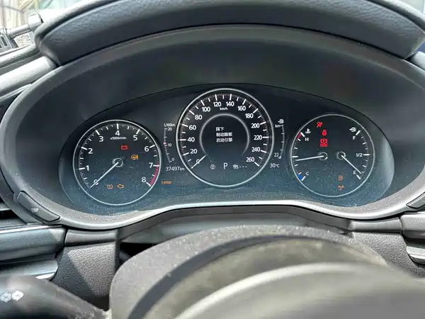 Mazda 3 Axela 2022