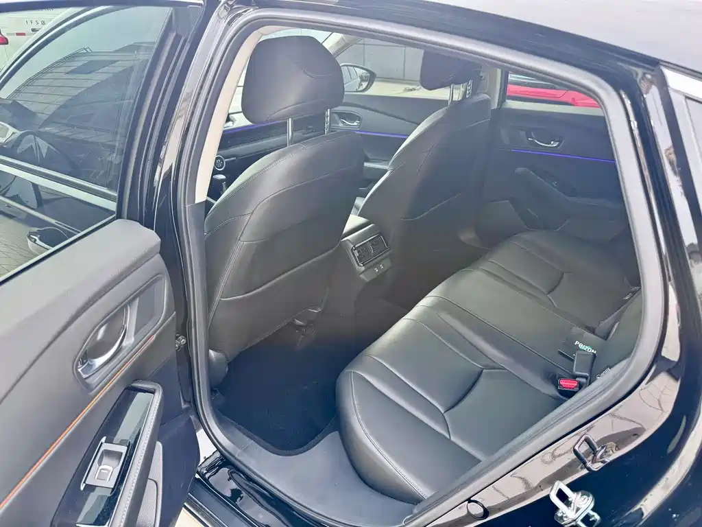 Honda Accord 2024 — фото 16