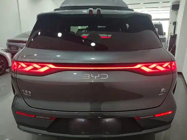 BYD Tang L 2025
