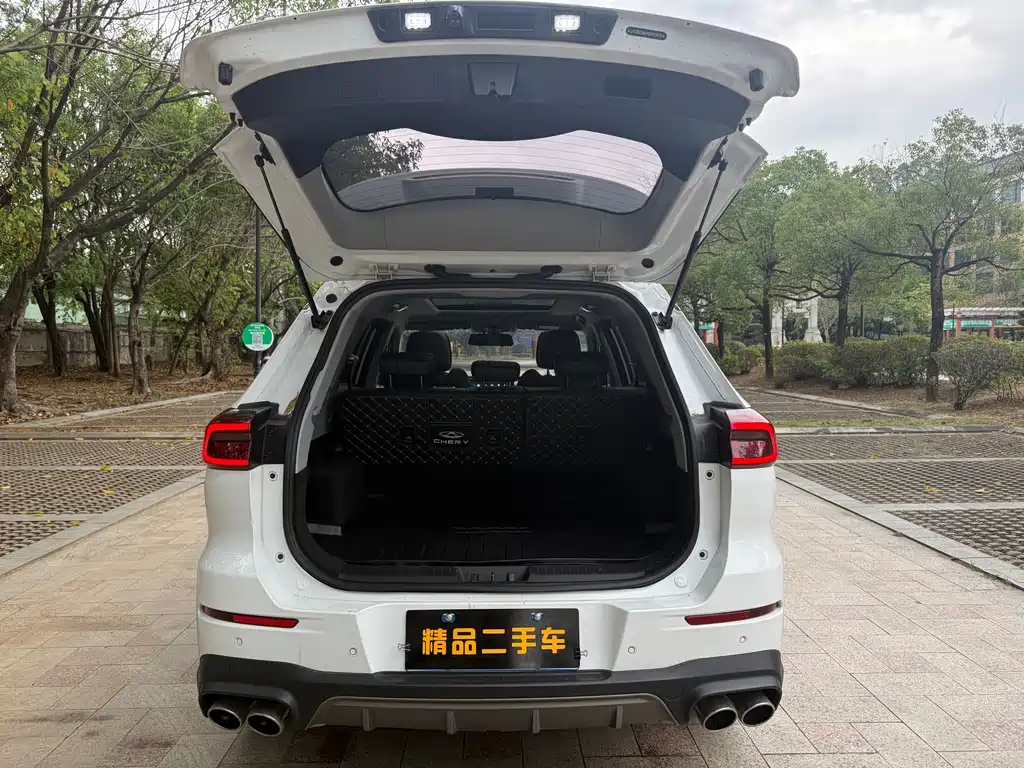 Chery Tiggo 8 2023 — фото 12