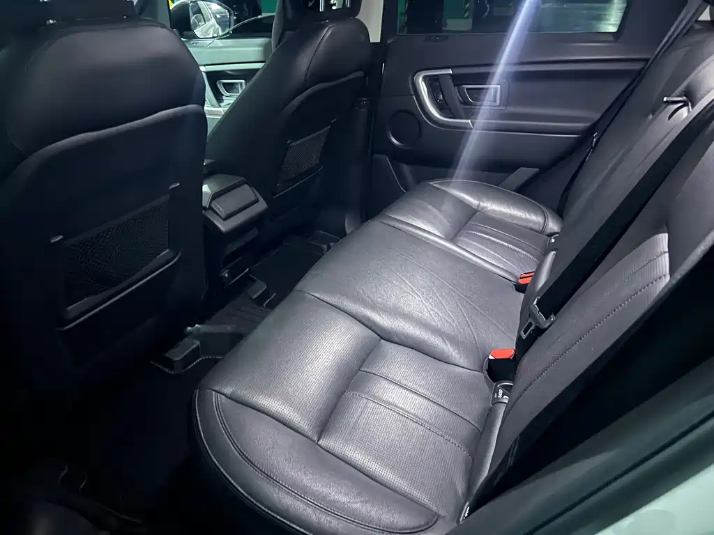 Land Rover Discovery Sport 2017 — фото 11