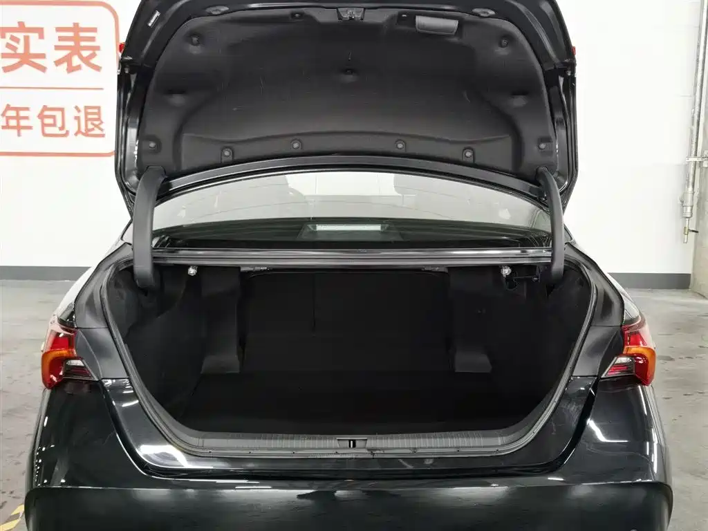 Toyota Avalon 2023 — фото 16
