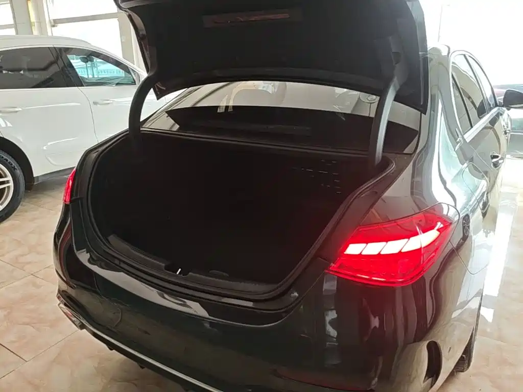 Mercedes-Benz C-Class 2022 — фото 19