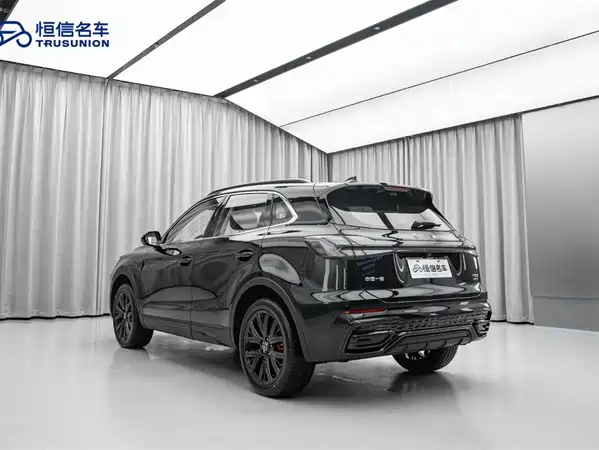 Hongqi HS5 2025