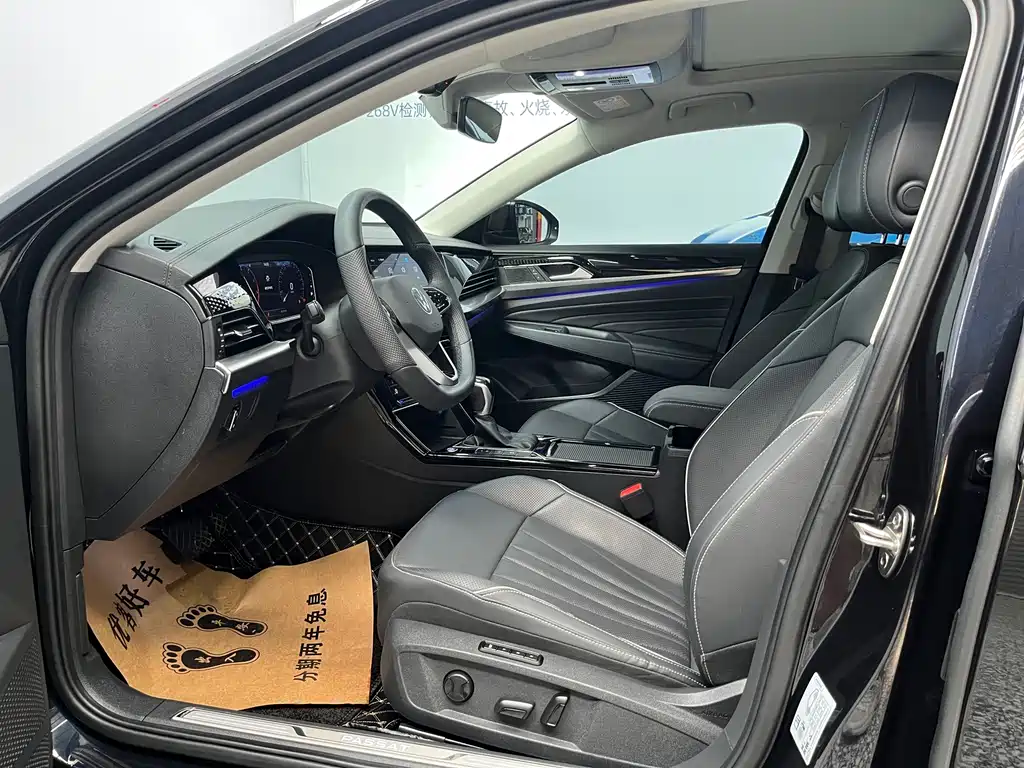 Volkswagen Passat 2024