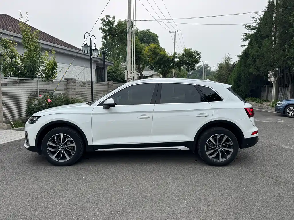 Audi Q5L 2022 — фото 4