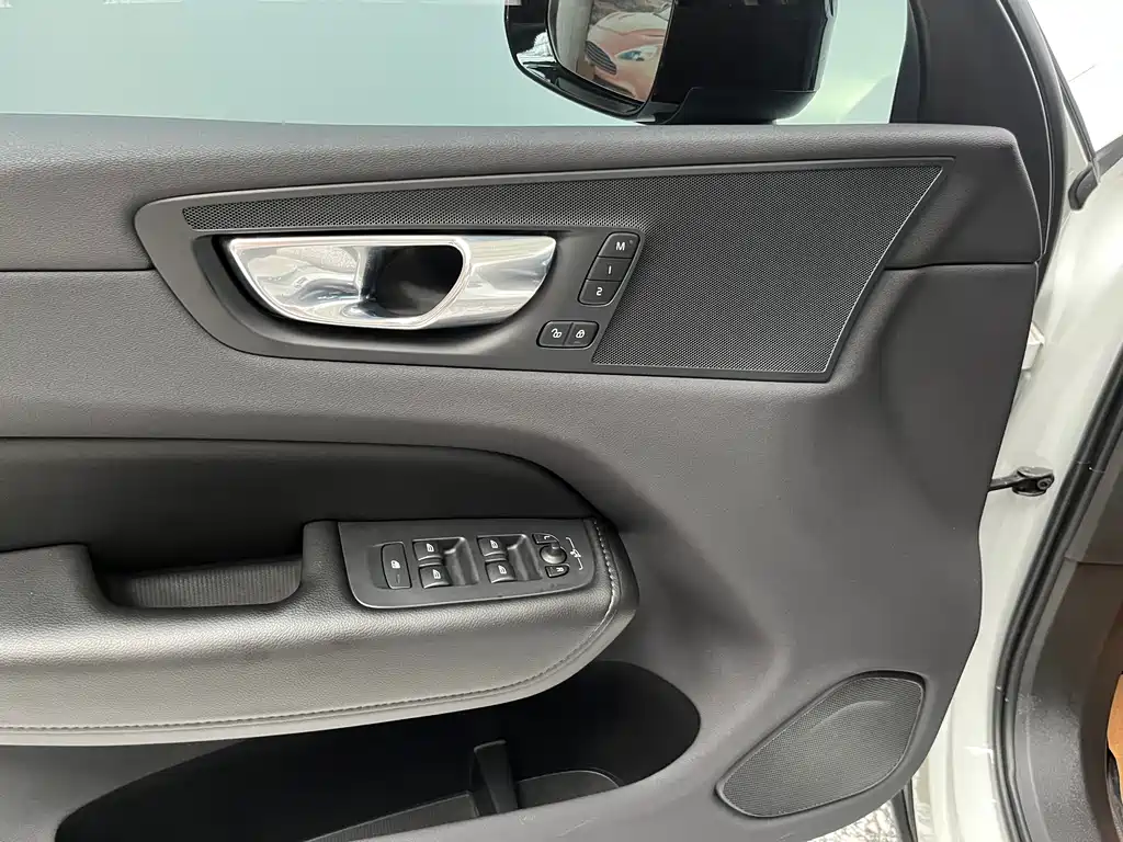 Volvo XC60 2020