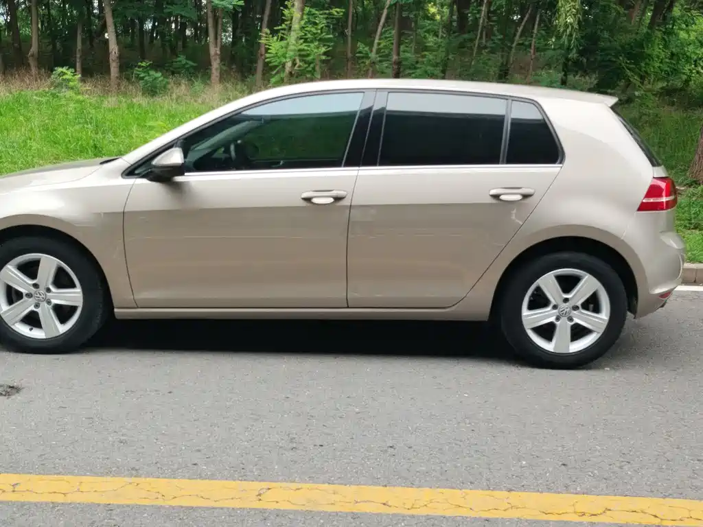 Volkswagen Golf 2016