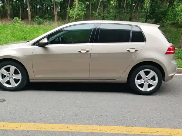 Volkswagen Golf 2016