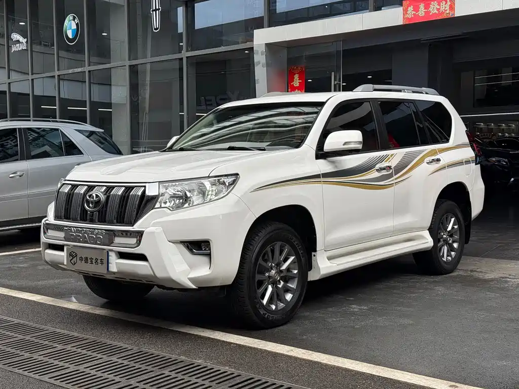 Toyota Prado 2020 — фото 1