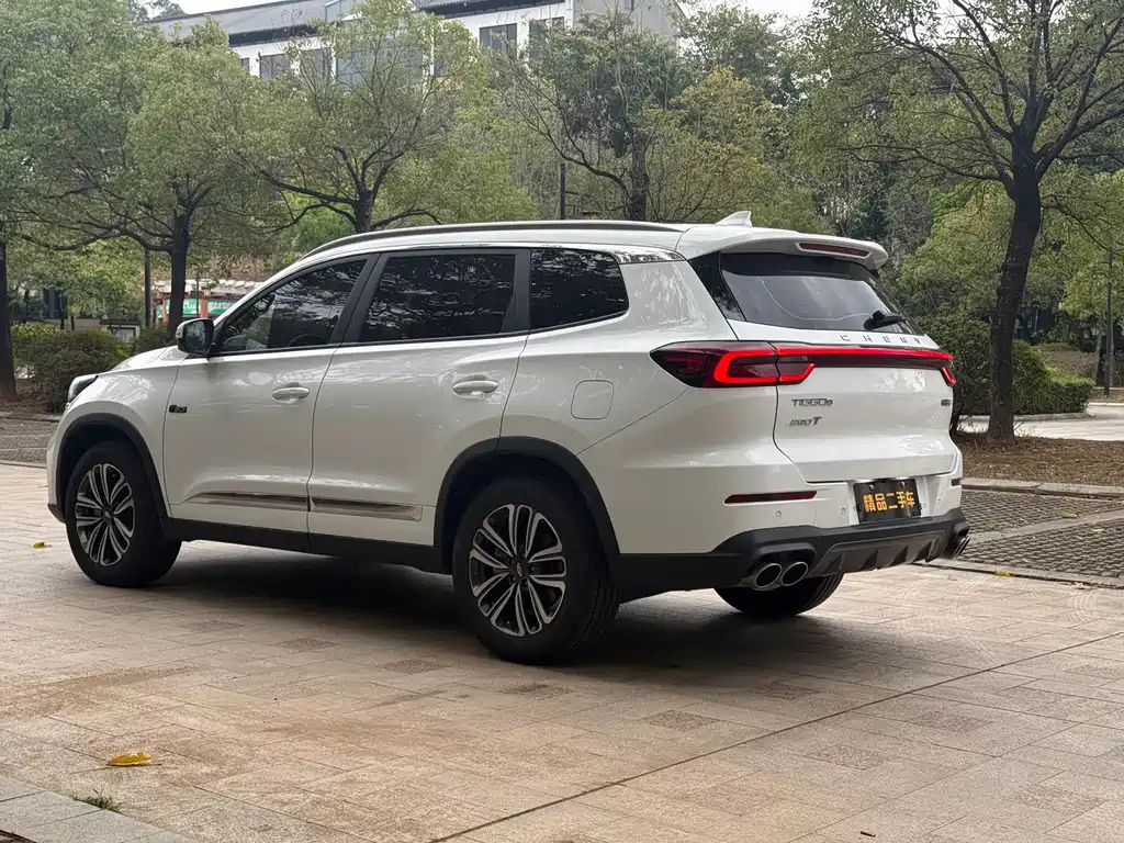 Chery Tiggo 8 2023 — фото 4