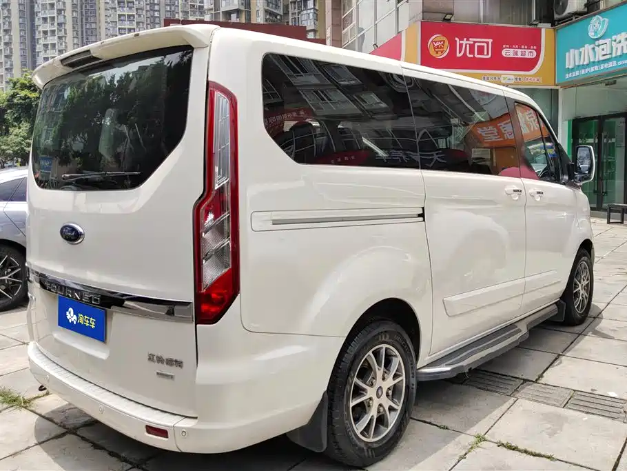 Ford Tourneo 2019 — фото 3