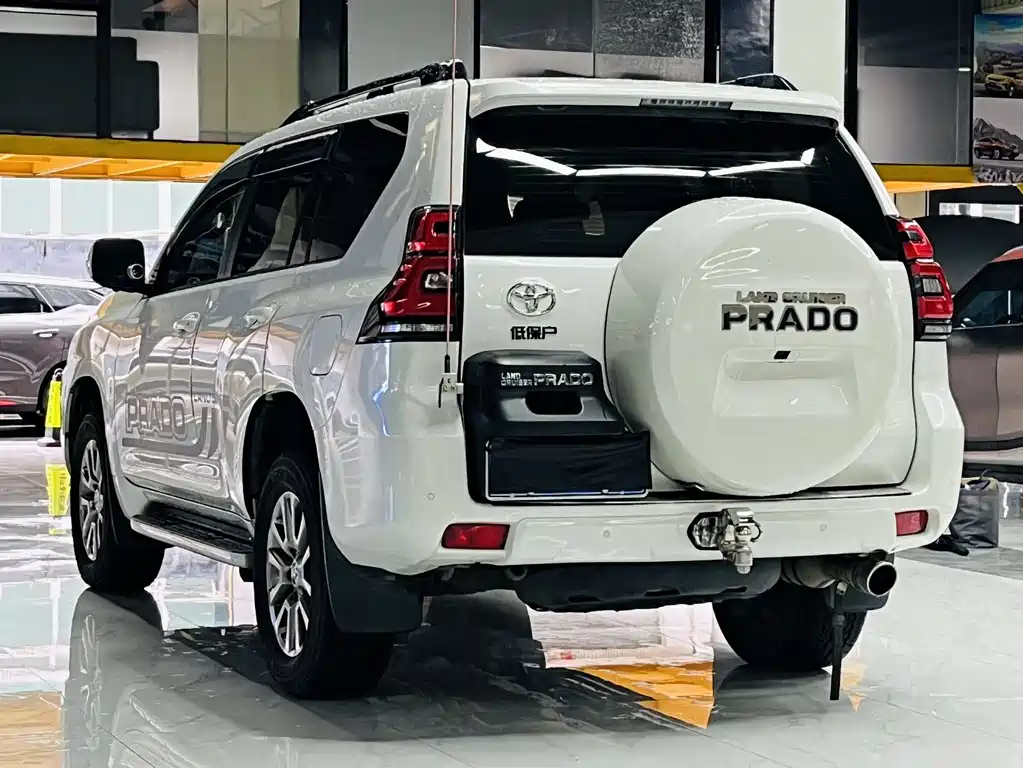 Toyota Prado 2018 — фото 15