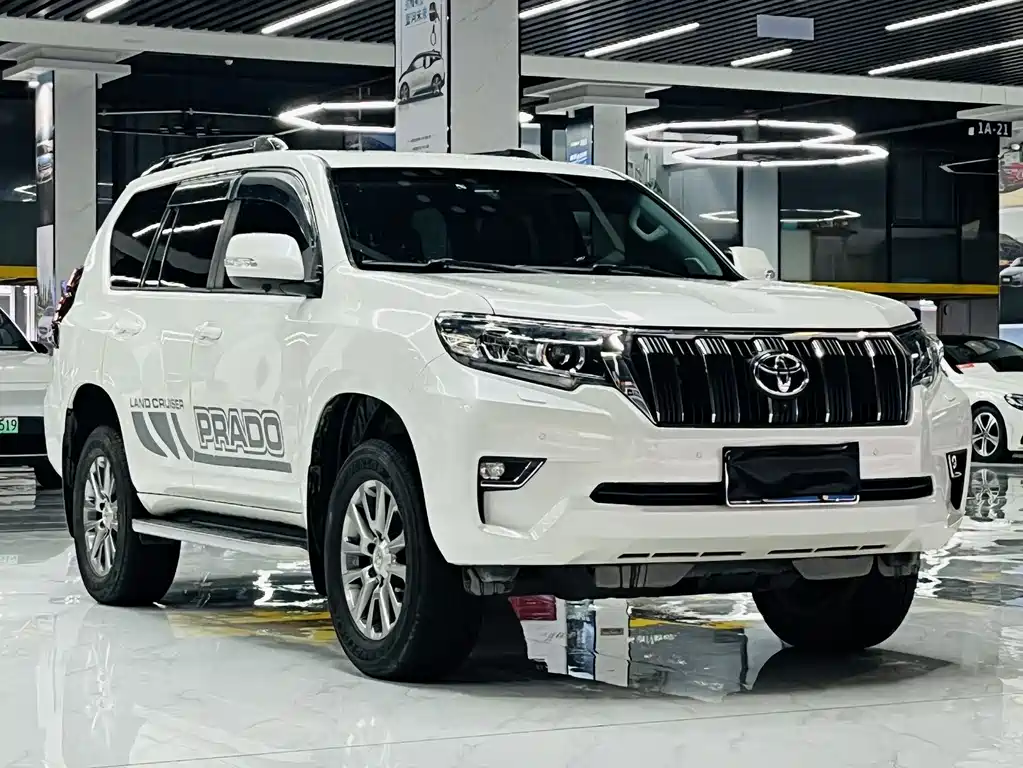Toyota Prado 2018 — фото 3