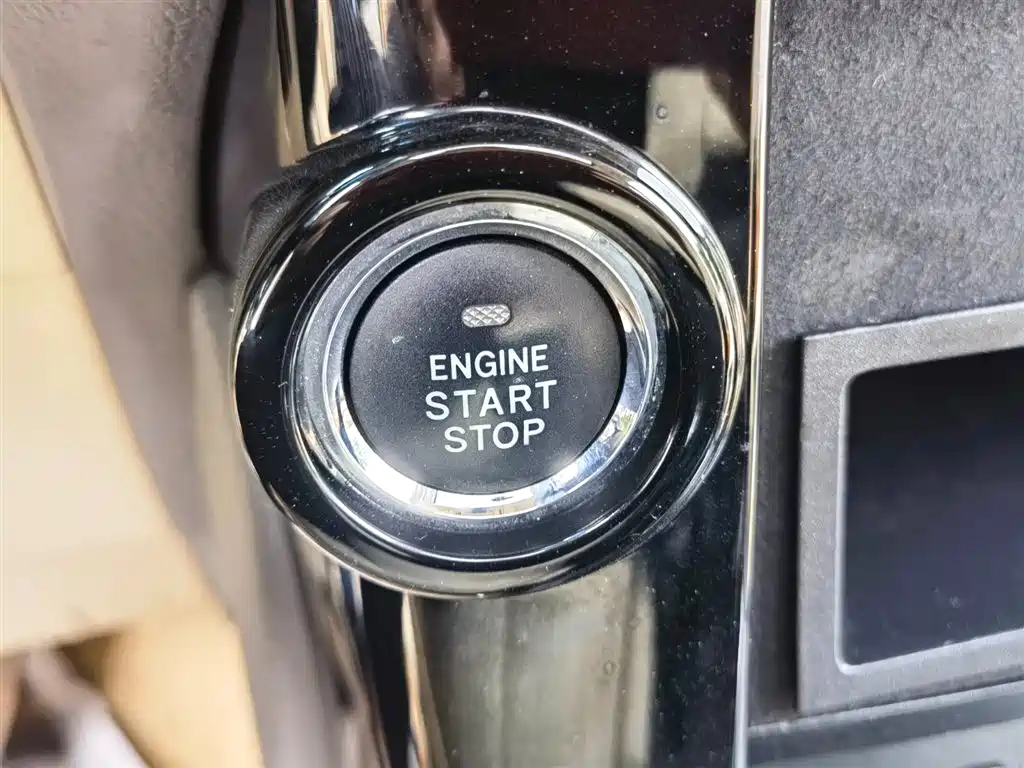 Toyota Prado 2017 — фото 18