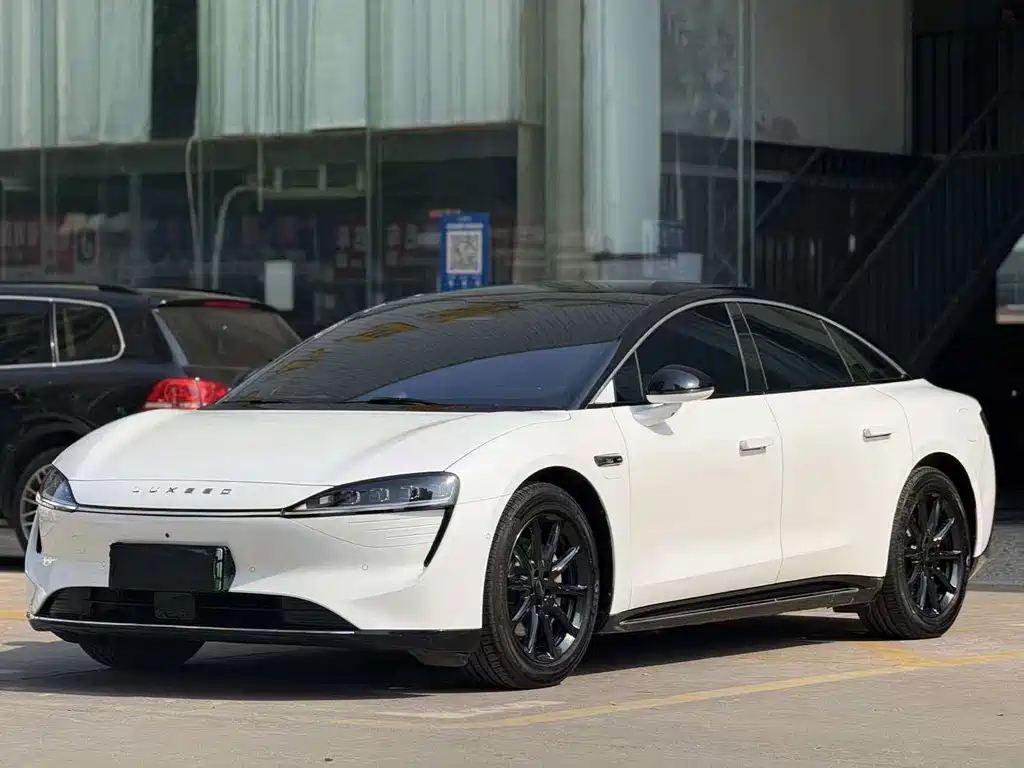Luxeed Zhijie S7 2024