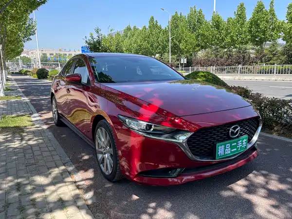 Mazda 3 Axela 2021