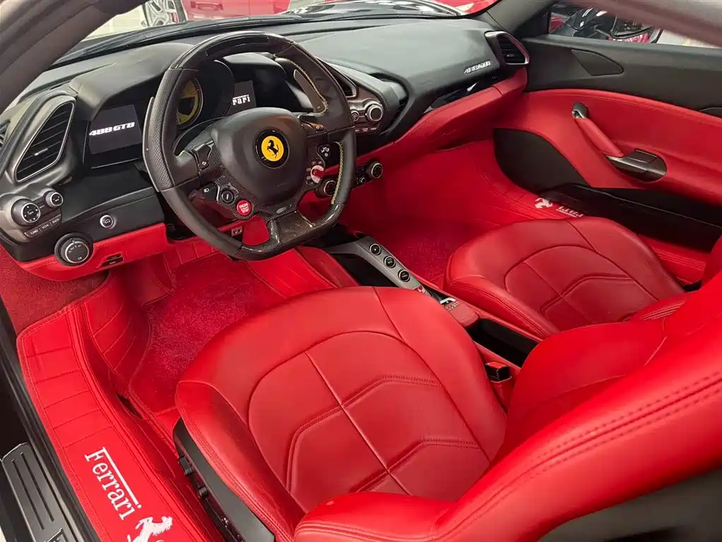 Ferrari 488 2016 — фото 12