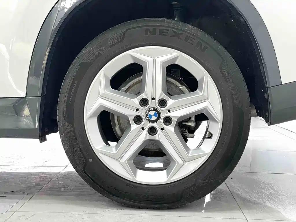 BMW X1 2023 — фото 15