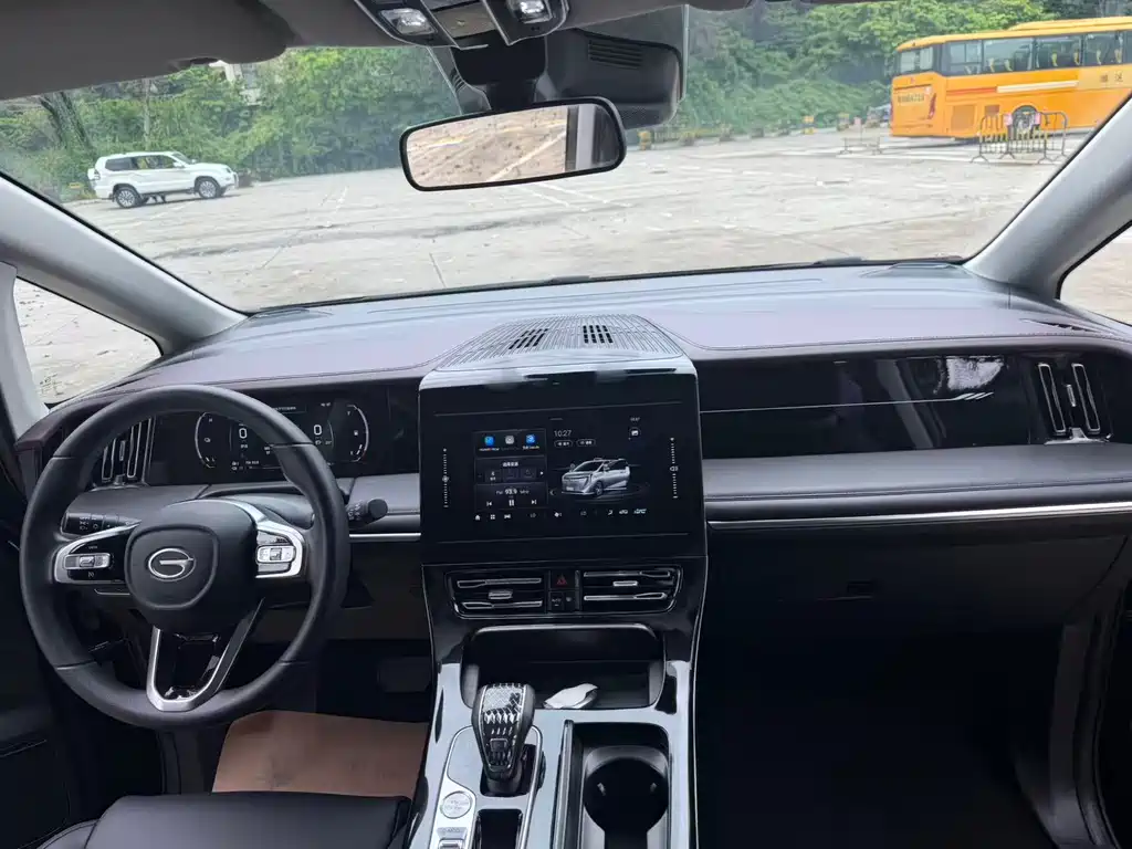 GAC Motor Trumpchi E9 2024 — фото 11