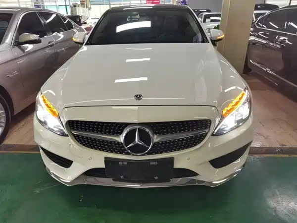 Mercedes-Benz C-Class 2018