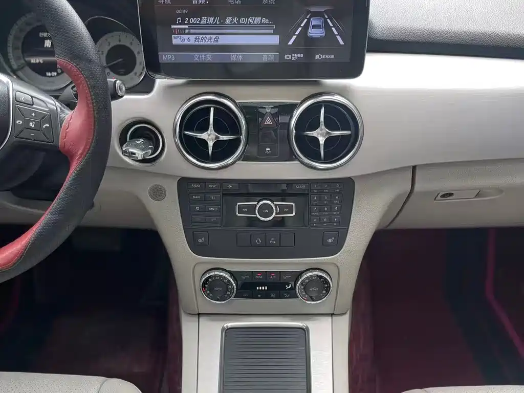 Mercedes-Benz GLK-Class 2013 — фото 10