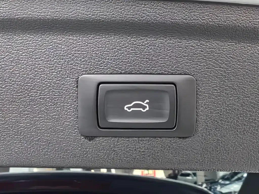 Audi A3 2022 — фото 22
