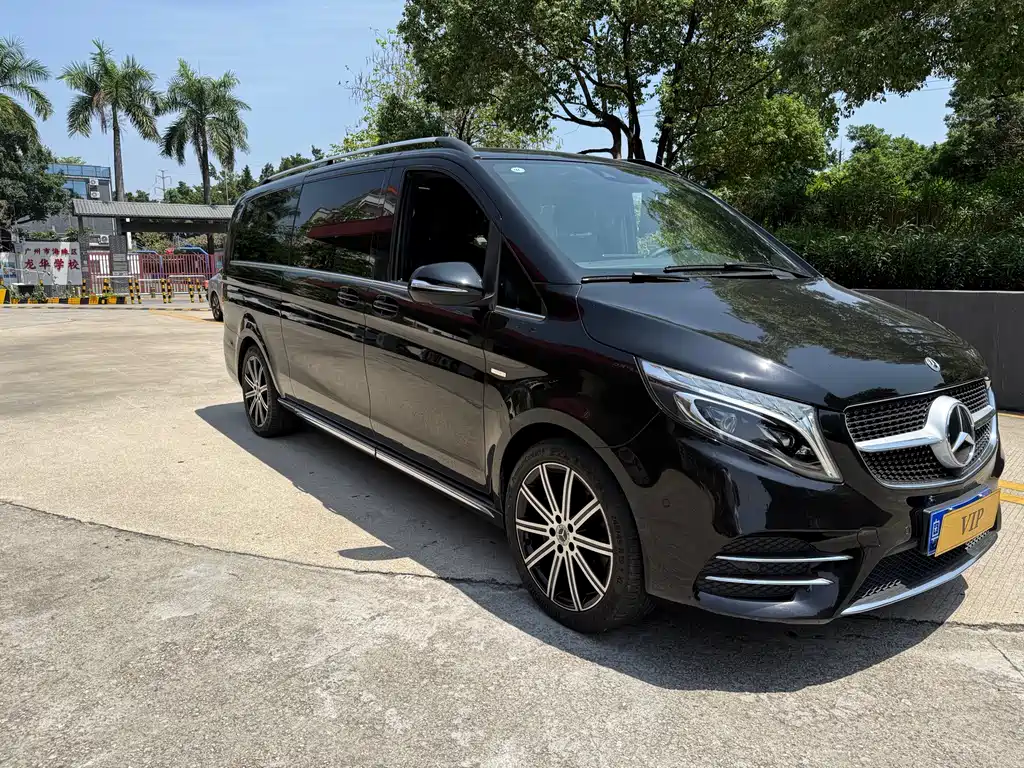 Mercedes-Benz V-Class 2022 — фото 3