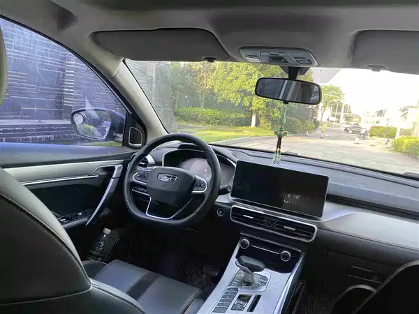 Geely Binyue 2022