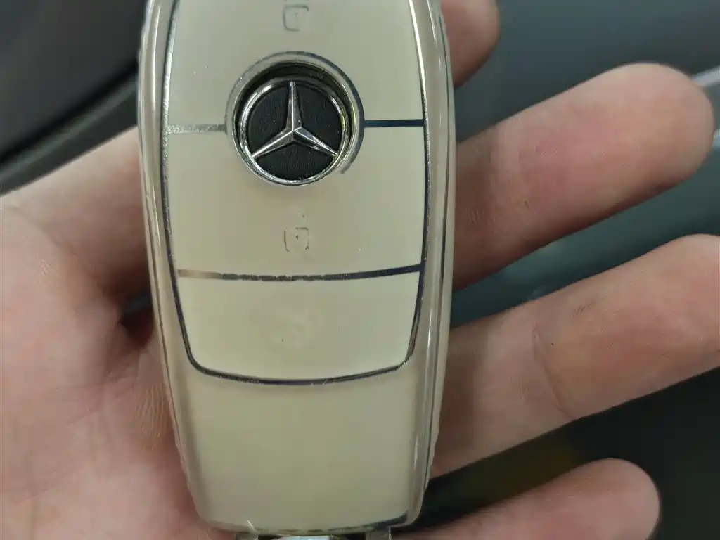 Mercedes-Benz GLB 2023 — фото 9