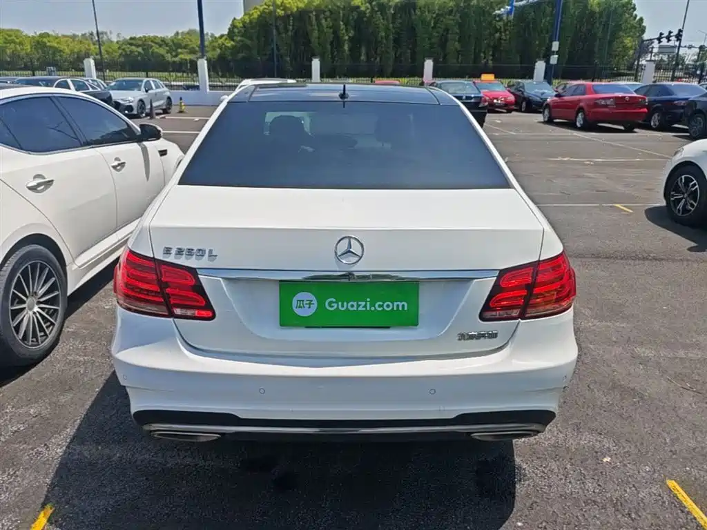 Mercedes-Benz E-Class 2015 — фото 6