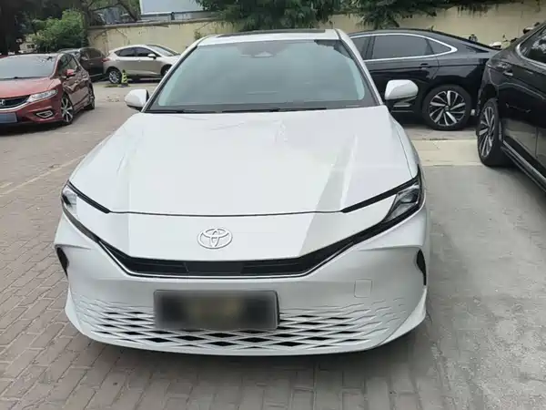 Toyota Camry 2024