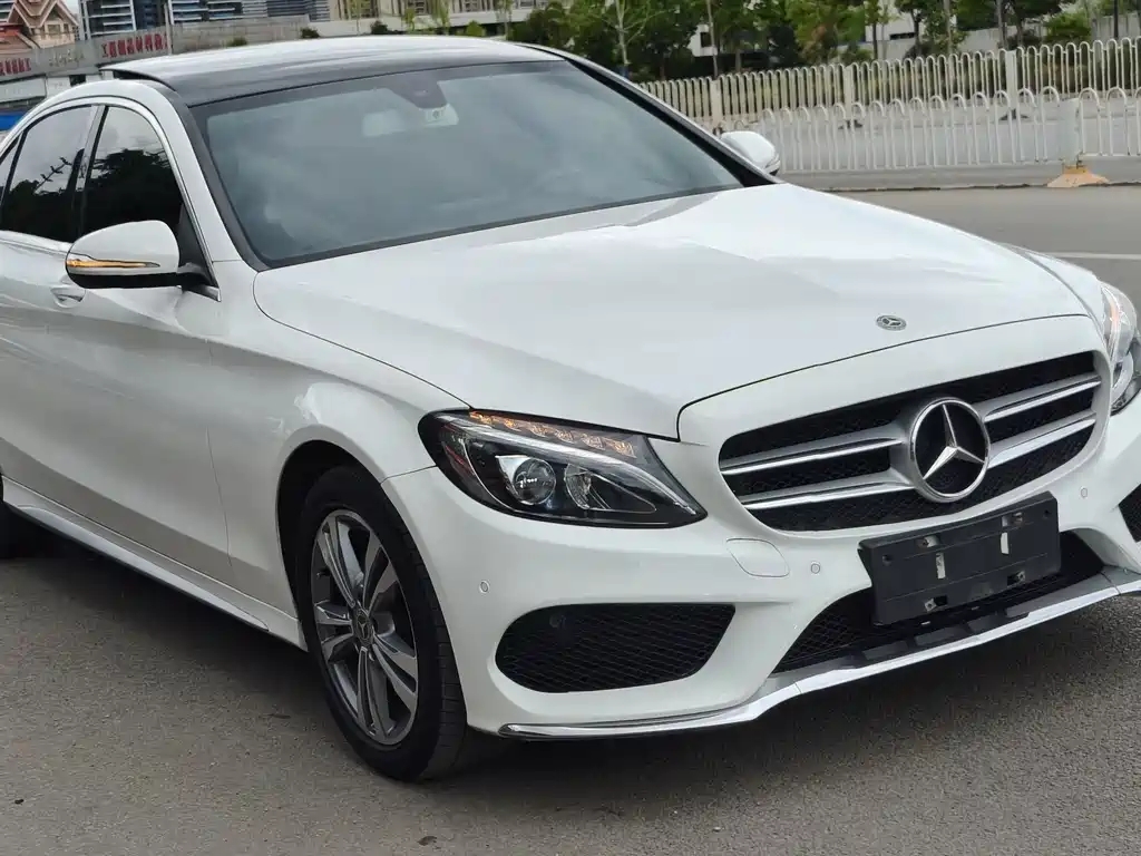 Mercedes-Benz C-Class 2018