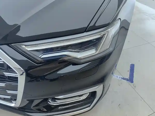 Audi A6L 2025