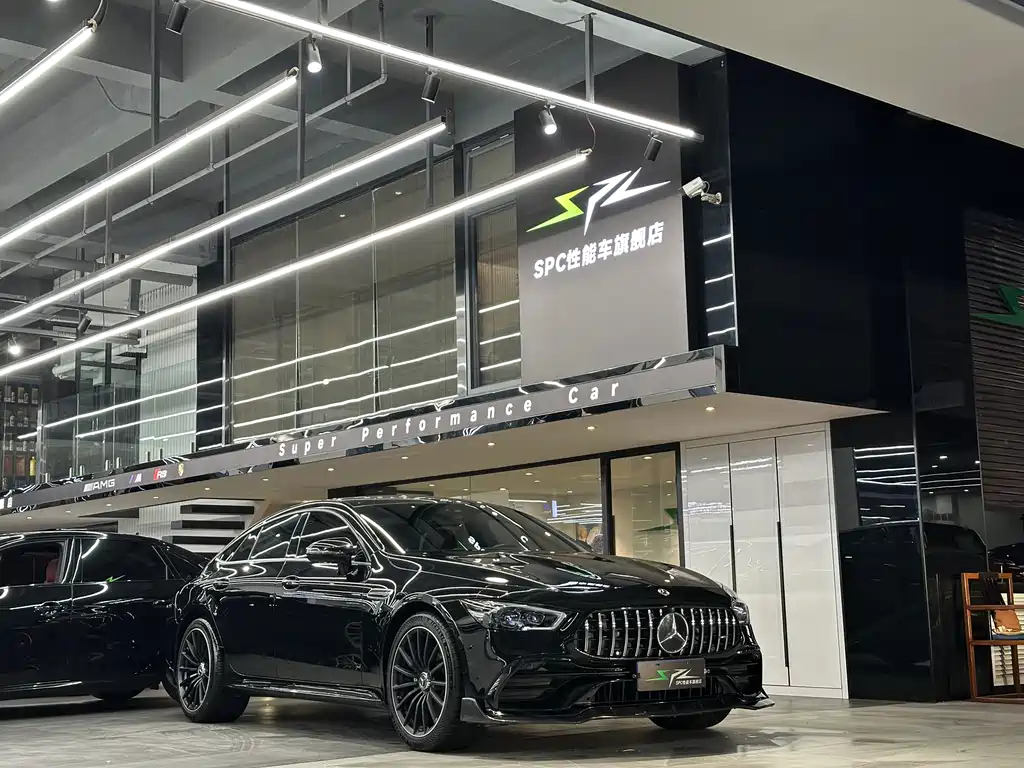 Mercedes-Benz AMG GT 2021 — фото 1
