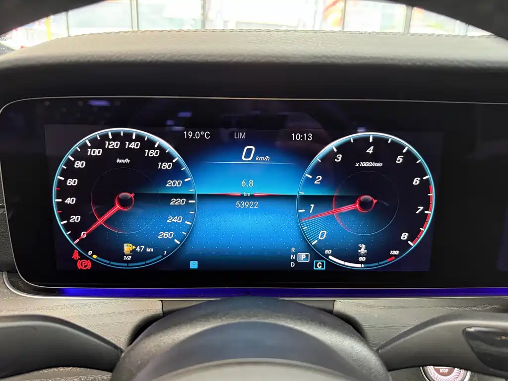 Mercedes-Benz E-Class 2022
