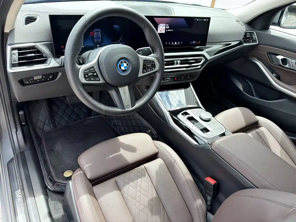 BMW i3 2024
