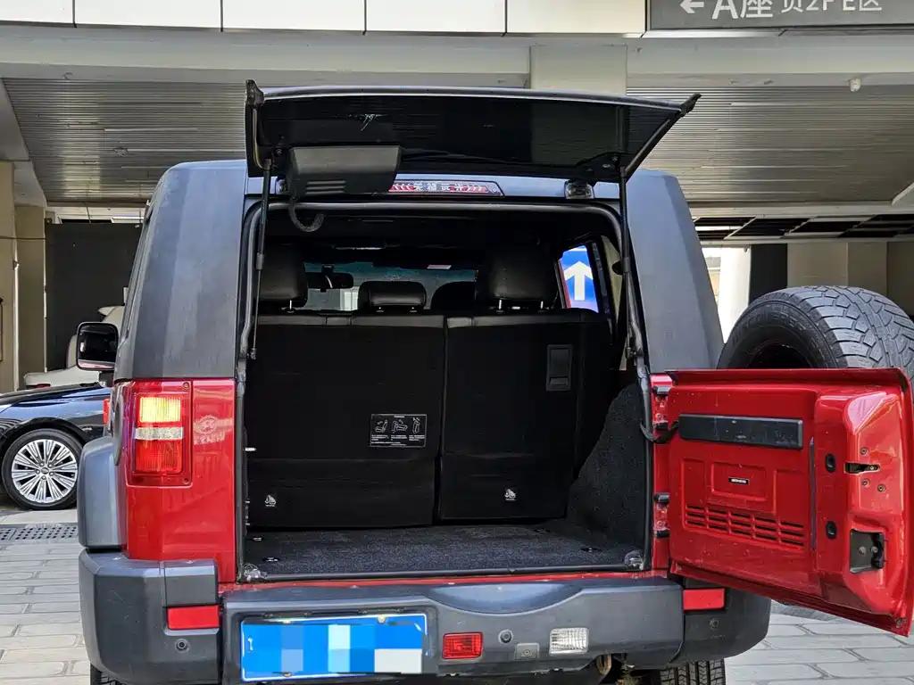 Beijing Off-Road BJ40 2018 — фото 14