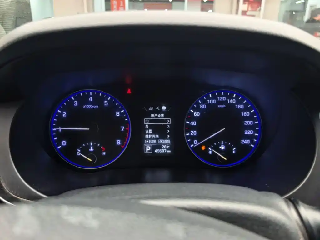 Hyundai Mistra 2015 — фото 12