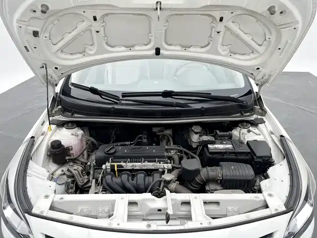 Hyundai Verna 2015 — фото 15